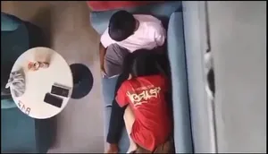 Quay lén người yêu mút liếm cho em ghệ nơi công cộng